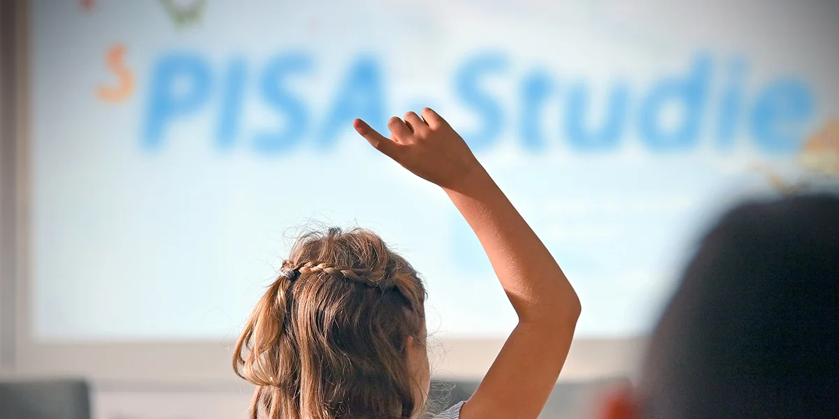 Schwaach PISA-Resultater: LSAP a Gewerkschafte fuerdere méi wéi e Smartphoneverbuet | © picture alliance / SvenSimon | Frank Hoermann/SVEN SIMON