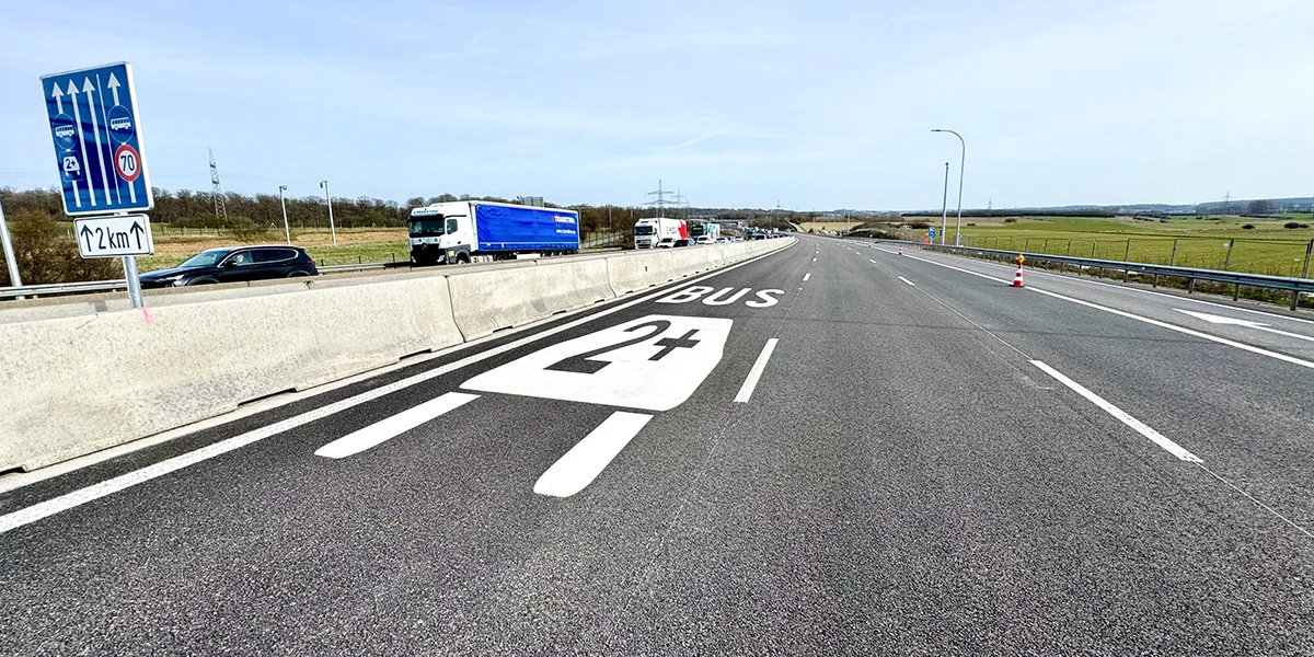 Covoituragespuer: Gutt Iddi, amateurhaft Ëmsetzung, sou Meris Sehovic | © Serge Kesseler