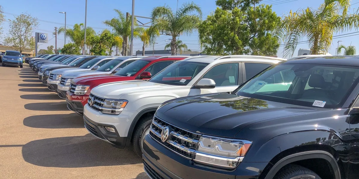 USA: Vum 2. Abrëll u gëlle 25 Prozent Douanestaxen op importéiert Autoen | © Bigstock