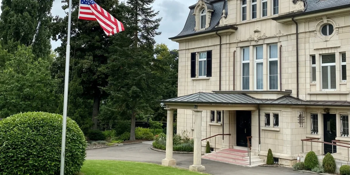 Amerikanesch Ambassadrice zu Lëtzebuerg Stacey Feinberg hat hiren Amtsuntrëtt | © U.S. Embassy Luxembourg via Facebook