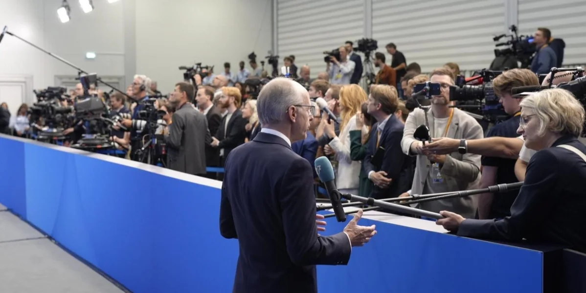 Luc Frieden wëllt sech net op Zuele festleeën | © ME