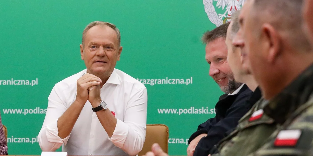 Polnesch Regierung publizéiert een "Iwwerliewens-Guide" | © EPA/ARTUR RESZKO POLAND OUT