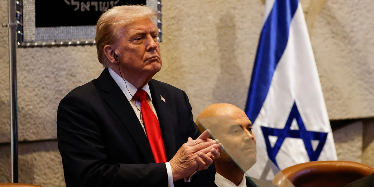 "Beschte Frënd" Donald Trump kritt Standing ovations an der Knesset | ©  EPA/JALAA MAREY / POOL