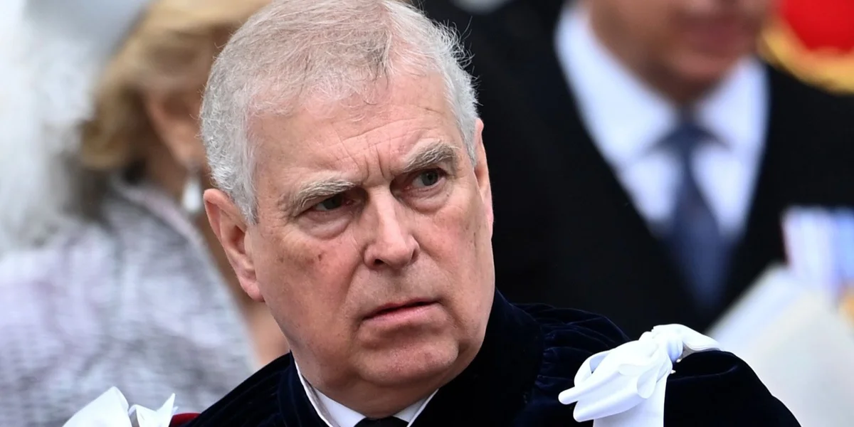 Den Andrew verléiert säi Prënzentitel | © EPA/ANDY RAIN