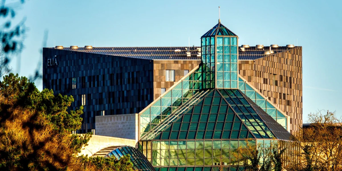 Tëschemënschlechen Ëmgang a Verhalensreegele ginn am Mudam nei definéiert | © Only Fabrizio - stock.adobe.com