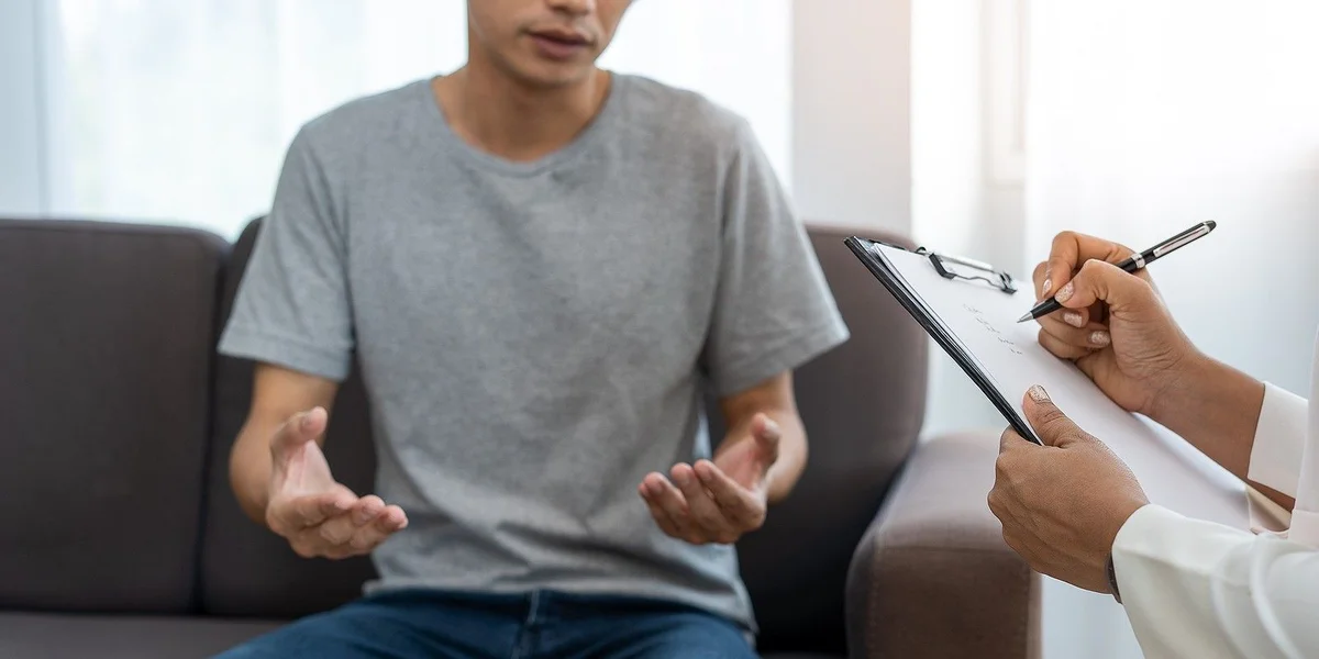 Dr. Paul Hédo: Psychiatrie zoustänneg fir psychiatesch Krankheeten, net fir Gewalt | © Bigstock