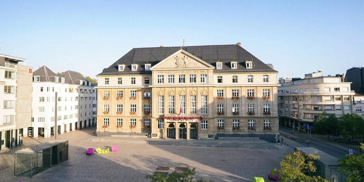 Huet d'Gemeng Esch richteg op d'Hëtztwell reagéiert?  | © https://administration.esch.lu/