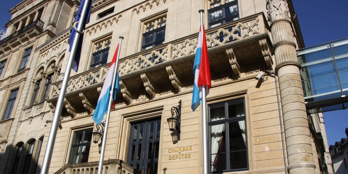 Leit mat héije Pensioune liewe bis zu 6 Joer méi laang wéi Leit mat klenge Pensiounen | © Chambre des députés