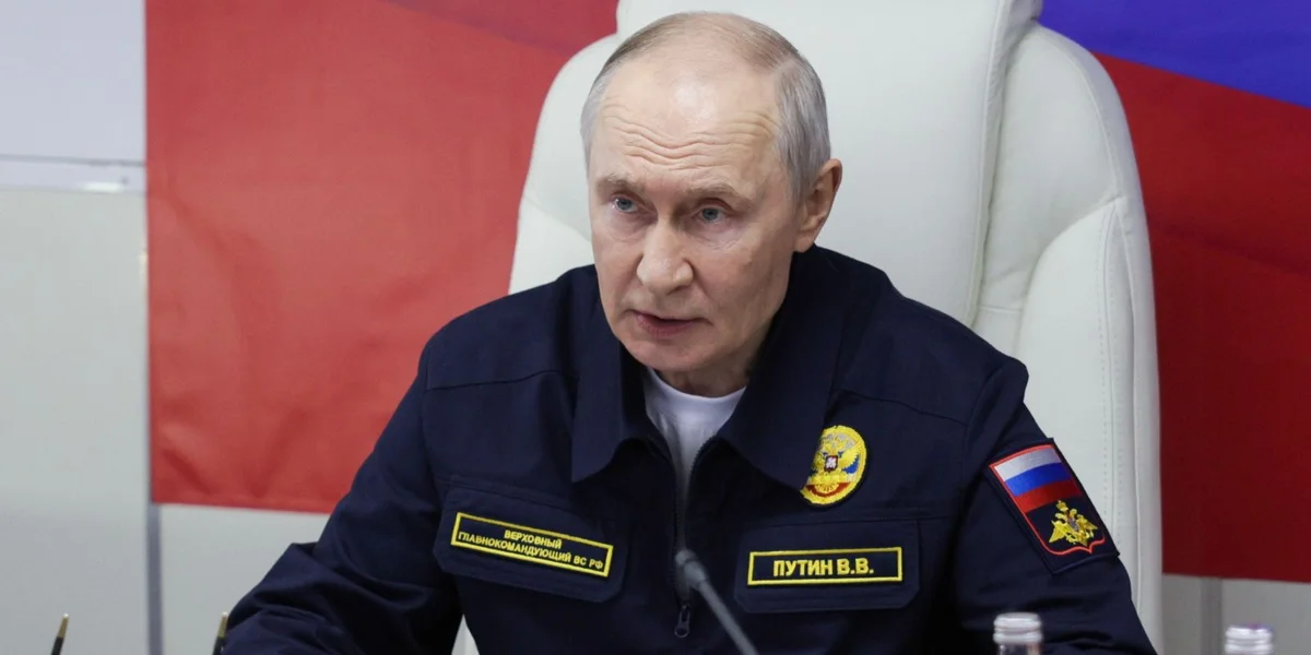 De russesche President Putin dreet domat, westlech Schëffer festzesetzen | © EPA/GAVRIIL GRIGOROV KREMLIN